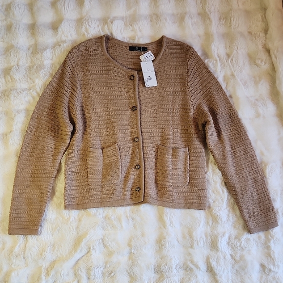 Lillusory Women's Tan Sweater NWT Size Large - Picture 2 of 8